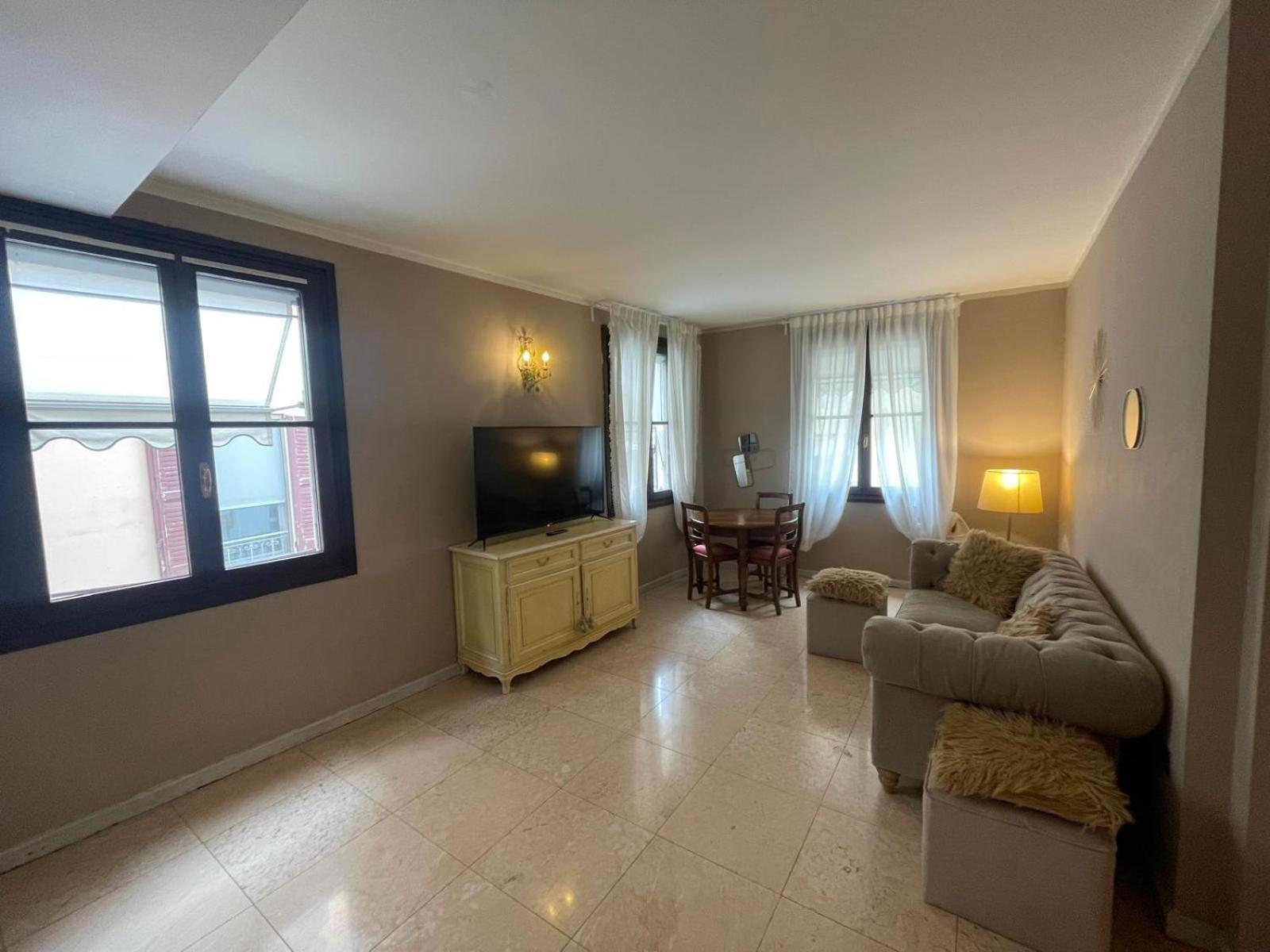 Prestige Suite ซีร์มิโอเน ภายนอก รูปภาพ
